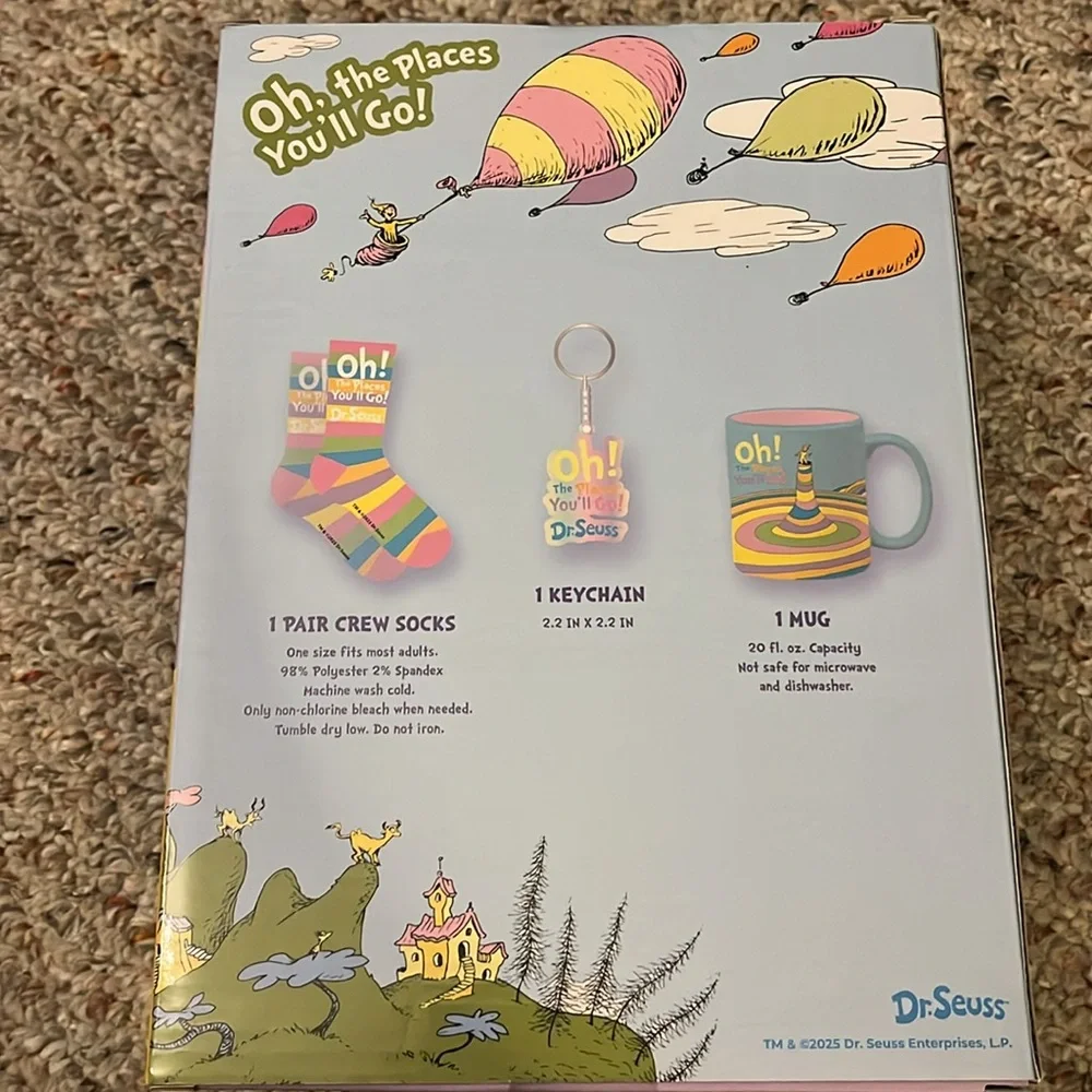NEW Dr. Suess Oh The Places You’ll Go Mug, Socks and Keychain Boxed Set - Picture 7 of 9